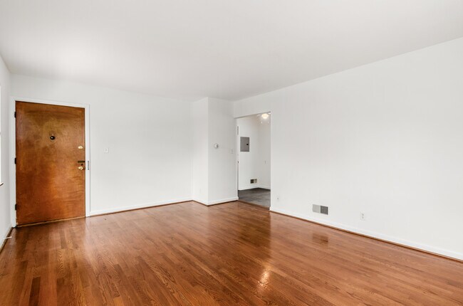 Building Photo - King Ave Flats