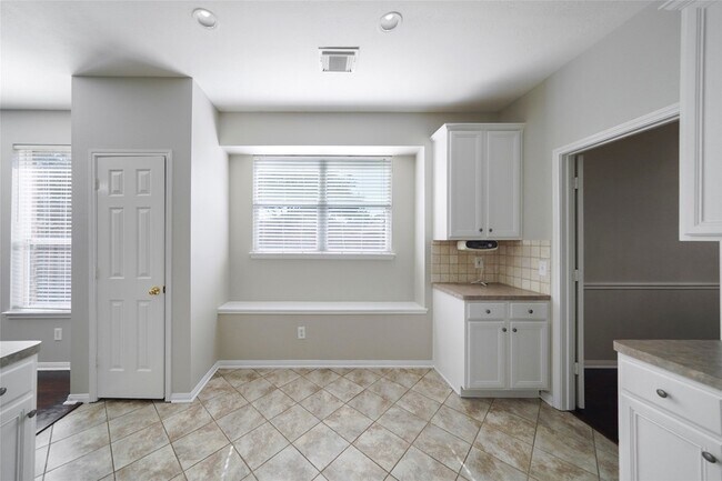 Building Photo - 5602 Beaver Pass Ln