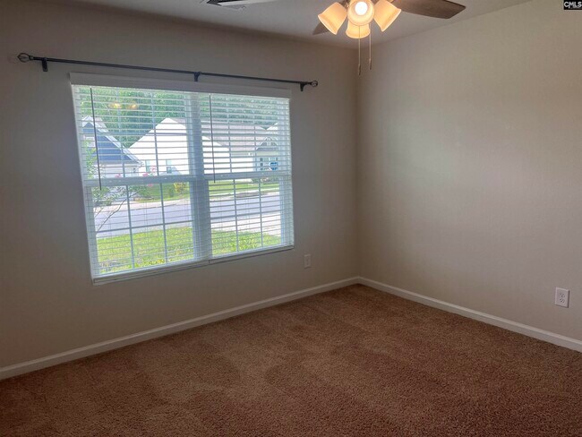Building Photo - 127 Sundew Rd