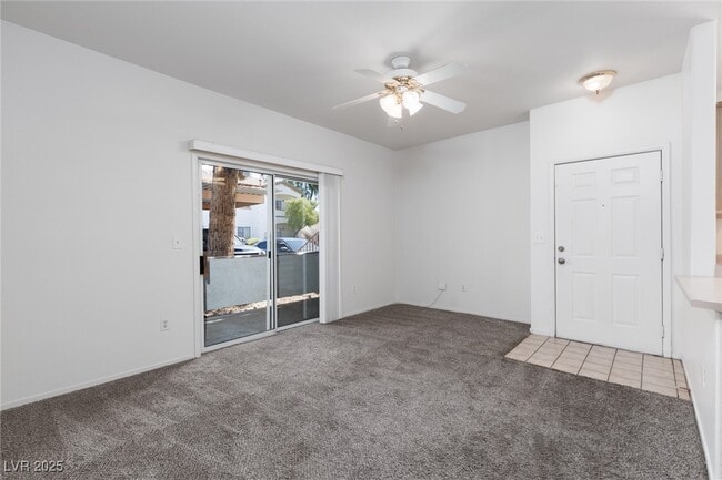 Building Photo - 5650 E Sahara Ave