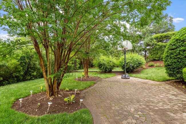 Building Photo - 106 Grannon Ct