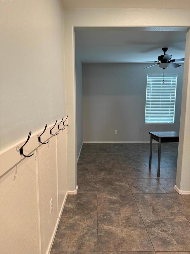 Building Photo - 16579 W Jenan Dr