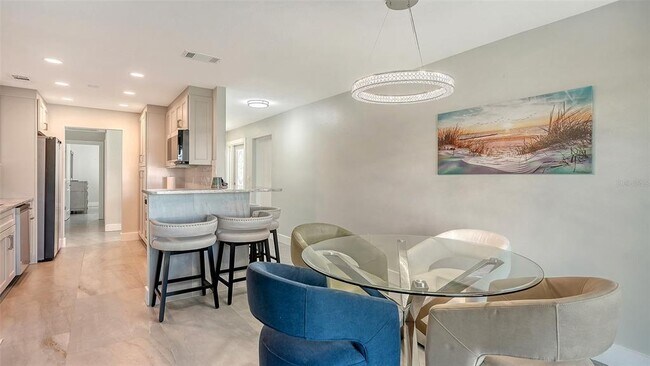 Building Photo - 131 Whispering Sands Cir