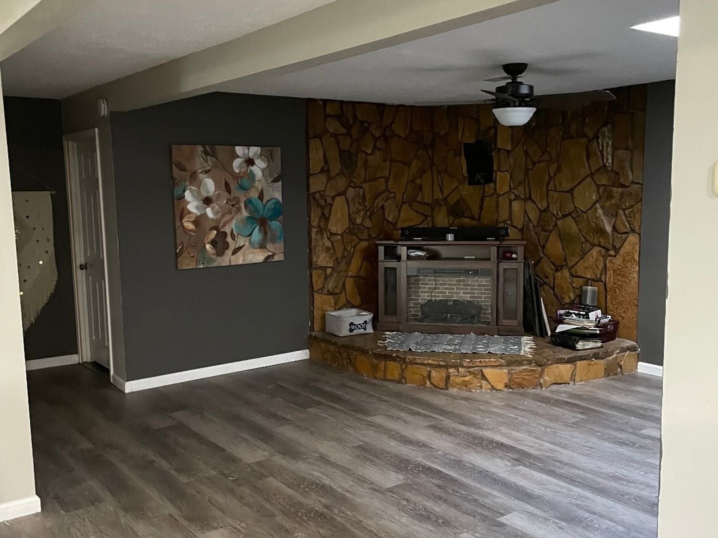 Building Photo - 320 Caraway Ln