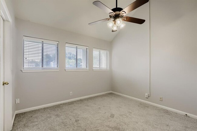 Building Photo - 11 Casa Verde St