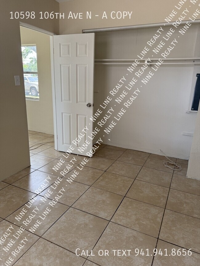 Building Photo - 10598 106th Ave N