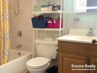 Building Photo - 175 Adams St