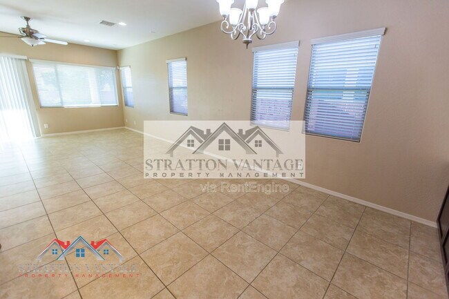 Building Photo - 4179 E Cynthia St