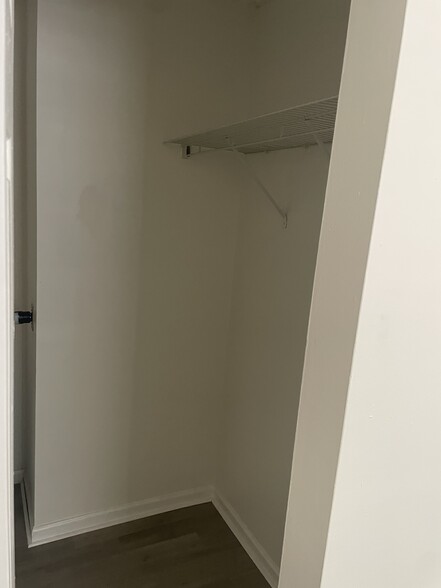 walk in closet left side - 8 SE 19th Ave
