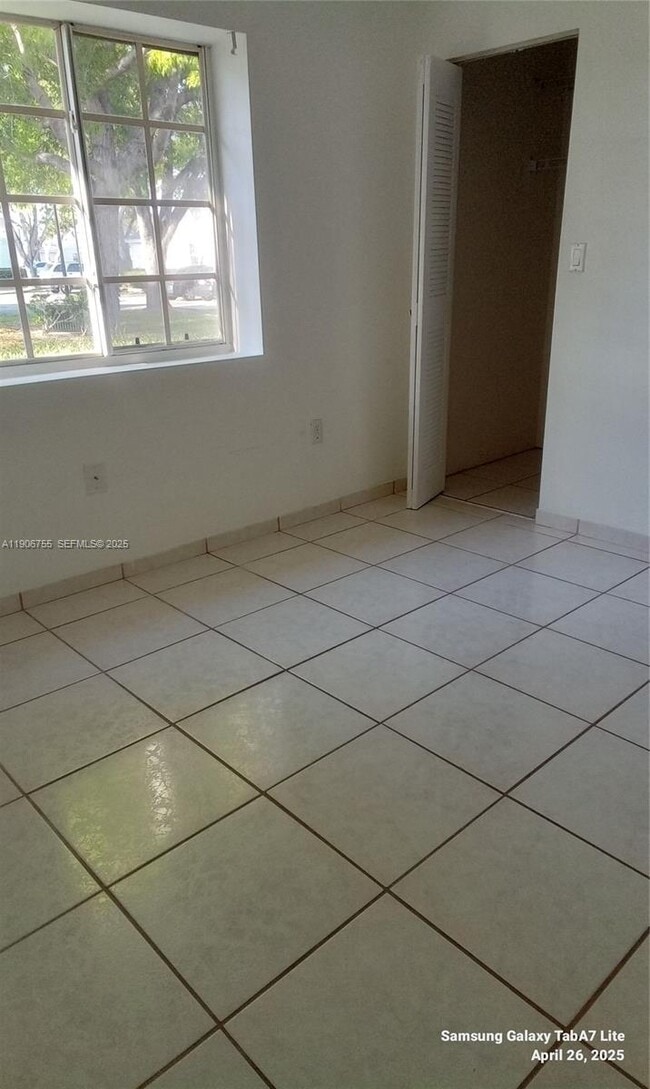 Building Photo - 13764 SW 149th Cir Ln