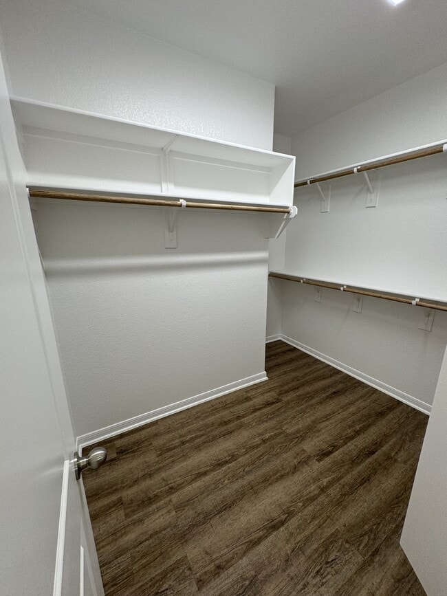 Building Photo - 8718 Happy Vly Dr