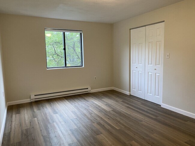 Building Photo - 50 Juniper Rd