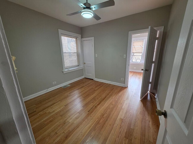 Building Photo - 7719 S Essex Ave