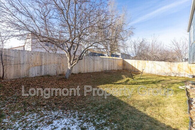 Building Photo - 2165 Hackberry Cir