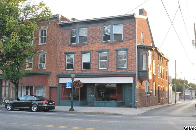 130 N Hanover St - 130 N Hanover St Carlisle PA 17013 | Apartment Finder