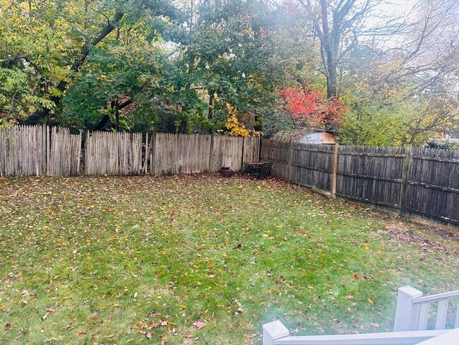 Building Photo - 599 North St