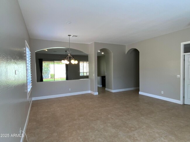 Building Photo - 6204 E Phelps Rd