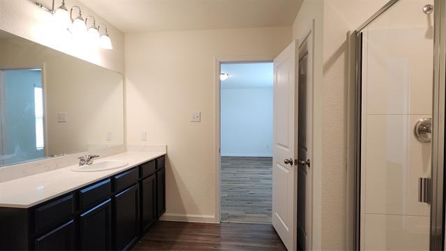 Building Photo - 1824 Wolf Run