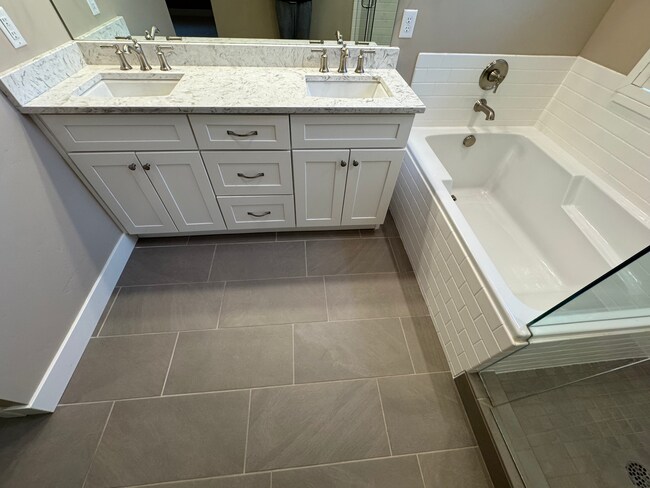 Building Photo - 10555 S Sandy Sage Way