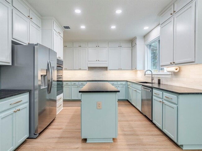 Building Photo - 6318 Zadock Woods Dr