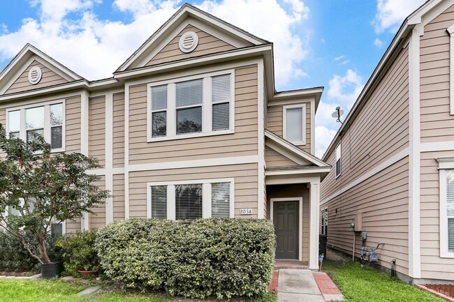 Building Photo - 8034 Grow Ln