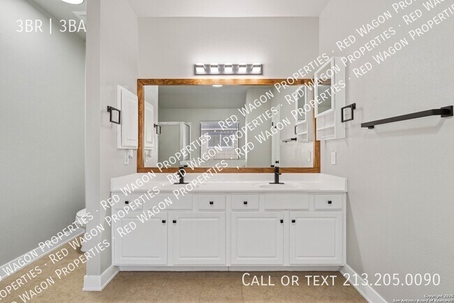 Building Photo - 1524 Juniper Ln