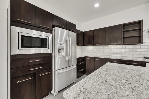 Building Photo - 1665 E Lafayette Ave