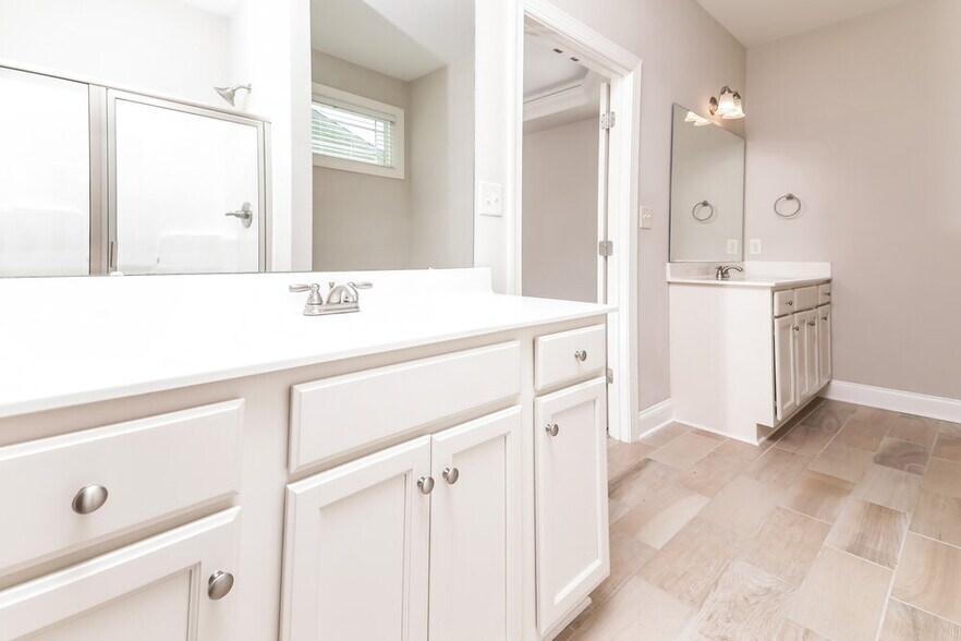 Building Photo - 38 Birdo Point Way
