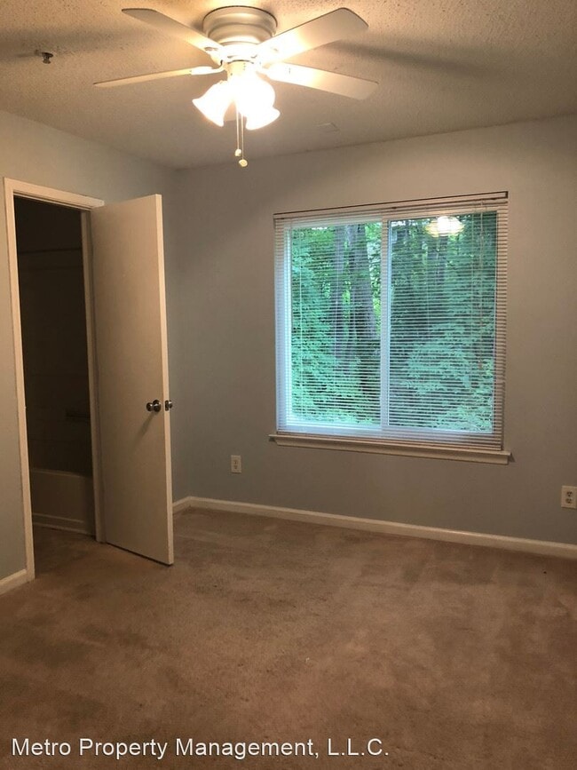 Building Photo - 1511 Graduate Ln