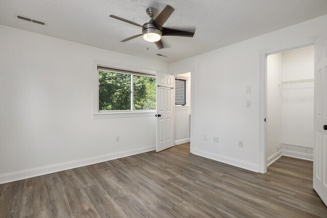 Building Photo - 117 Spinnaker Way