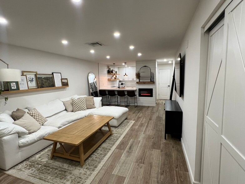 Building Photo - 50 Emerald Woods Dr