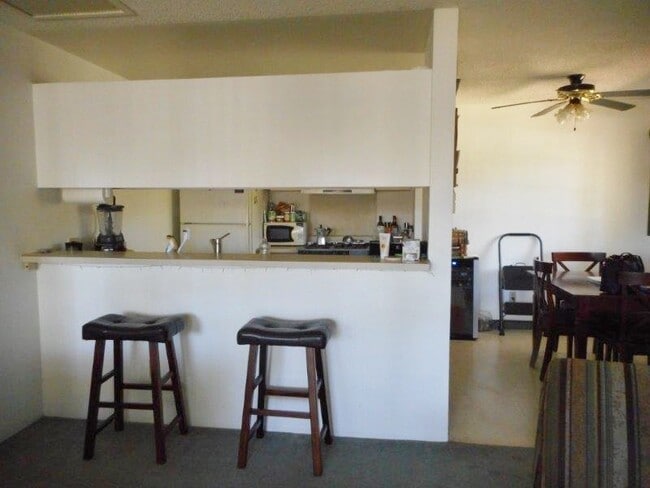 Building Photo - Westloch Fairway Townhouse - 1 bedroom, 1 ...