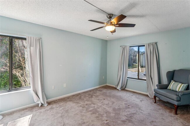 Building Photo - 3232 Lake Pine Way E