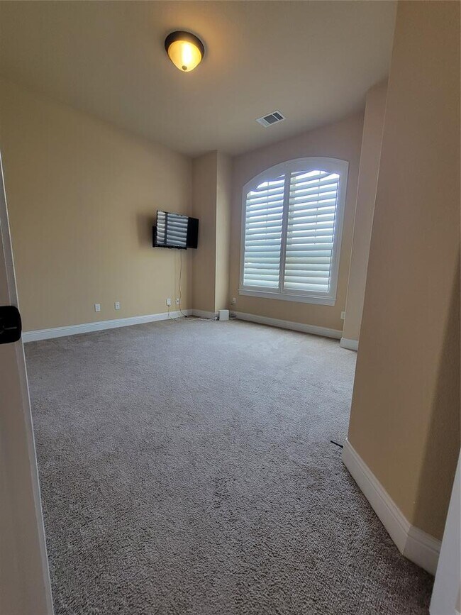 Building Photo - 16213 Maritime Alps Way