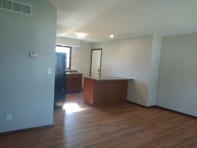 Building Photo - South 4th 4 plex