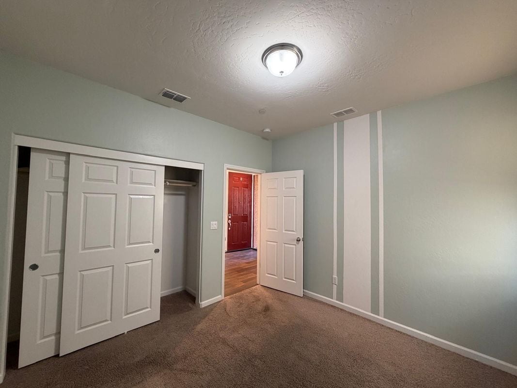 Building Photo - 6659 E Vassar Ave