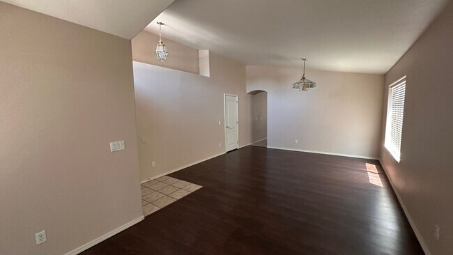 Building Photo - Three Bedroom in Blakeman Ranch!