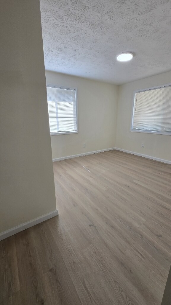 Building Photo - Fully Renovated Ranch Home