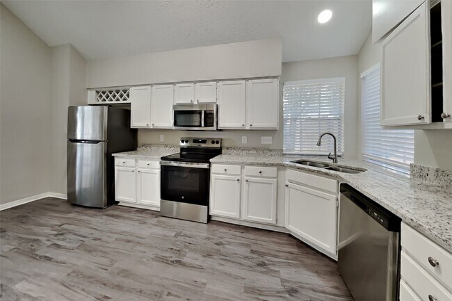 Building Photo - 4203 Mountain Peak Way