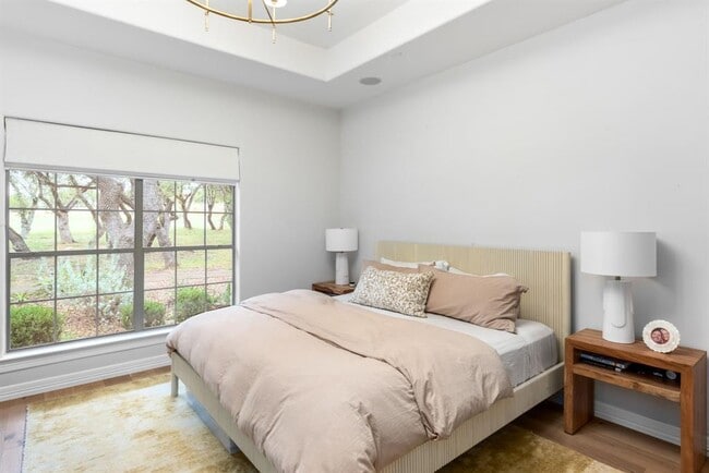 Building Photo - 403 Stirrup Dr