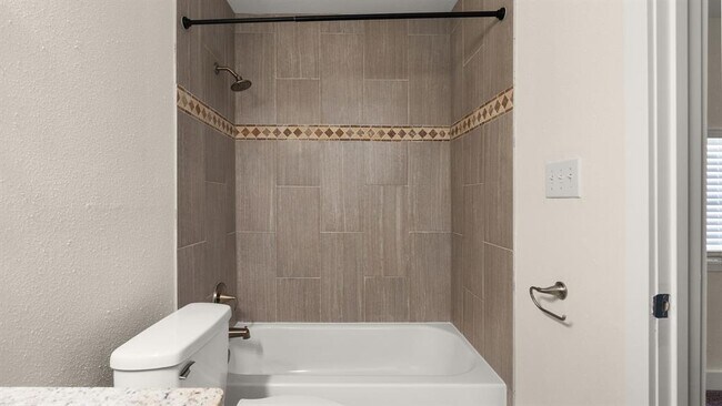 Building Photo - 1618 Chippeway Ln