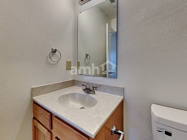 Building Photo - 14298 Banister Dr