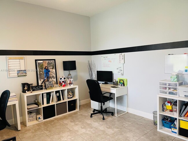 Building Photo - 7254 Desert Mandarin St