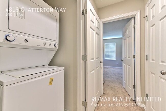 Building Photo - 4818 Chatterton Way