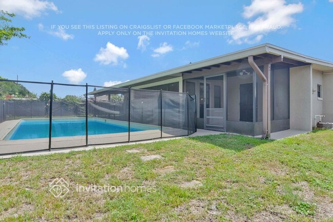 Building Photo - 5414 Chenault Ave