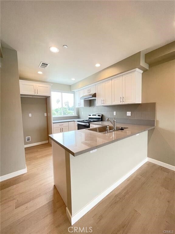 Building Photo - 4251 Live Oak Ave