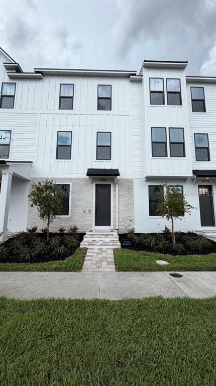 Building Photo - 15069 Groveside Rd