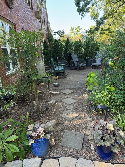 Building Photo - 3112 Ravensworth Pl