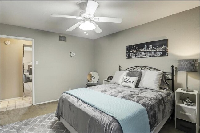 Building Photo - 18519 Egret Bay Blvd