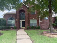 Building Photo - 1613 Clarke Springs Dr